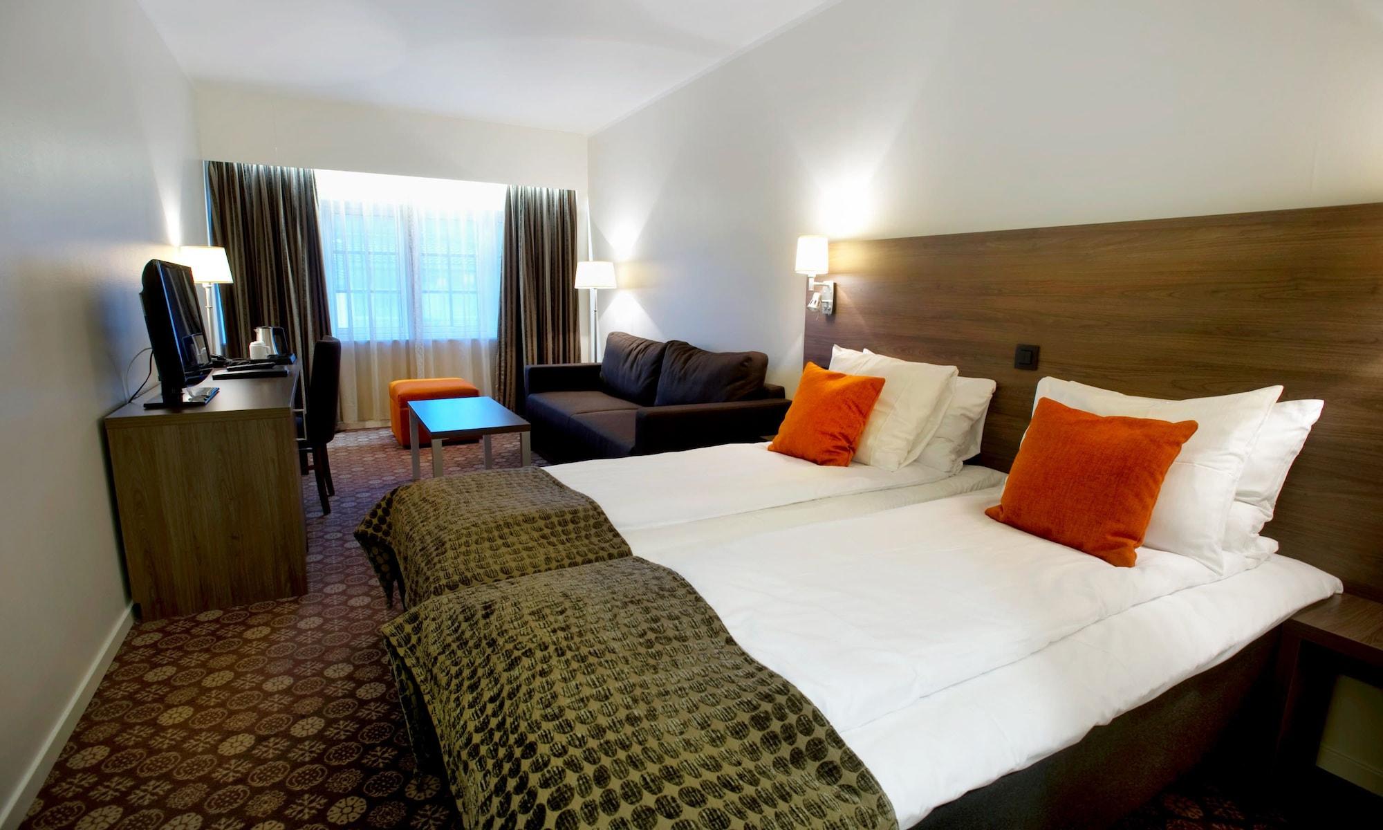 Thon Partner Hotel Baronen โอเลซุนด์ ภายนอก รูปภาพ