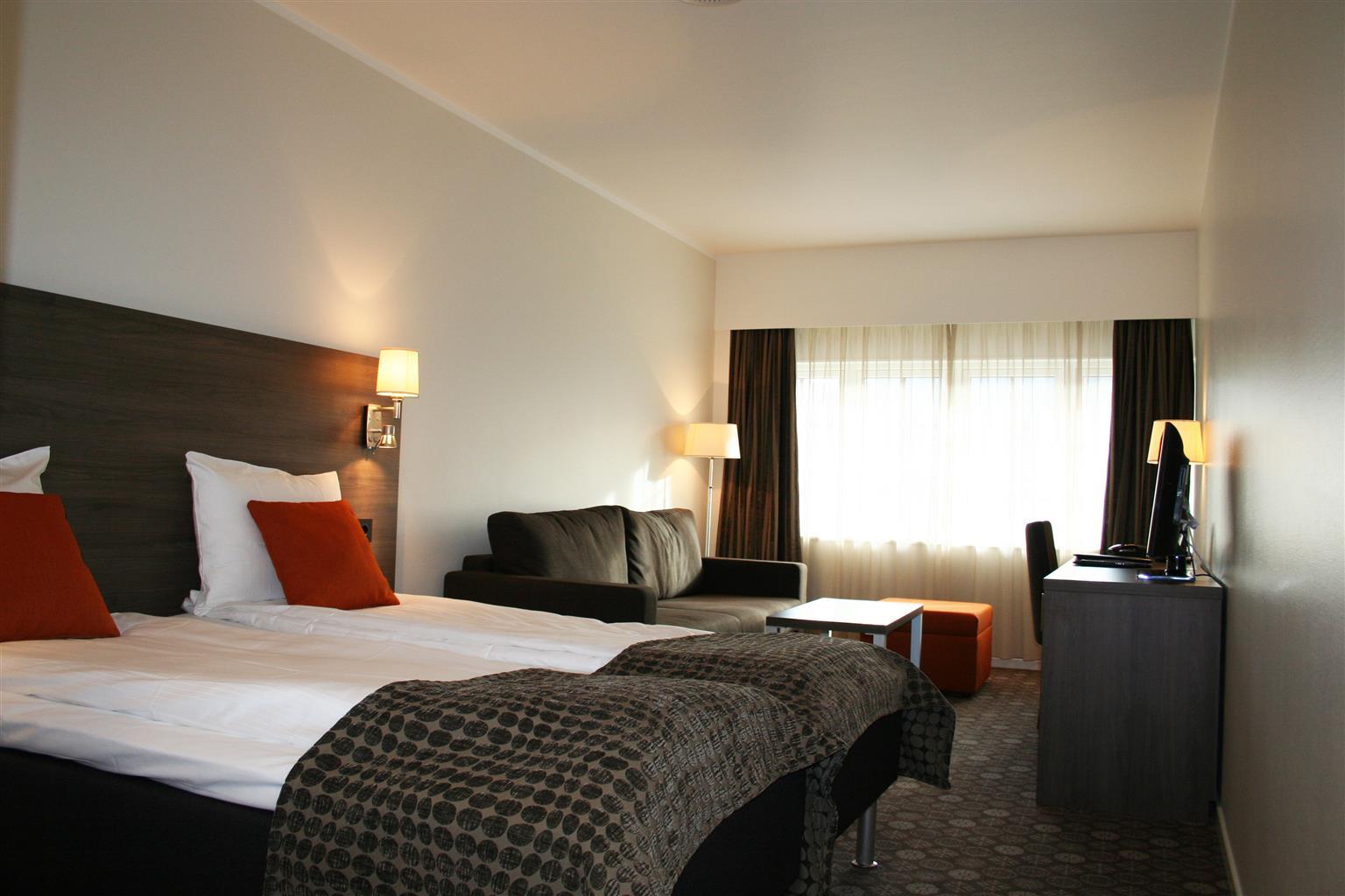 Thon Partner Hotel Baronen โอเลซุนด์ ภายนอก รูปภาพ
