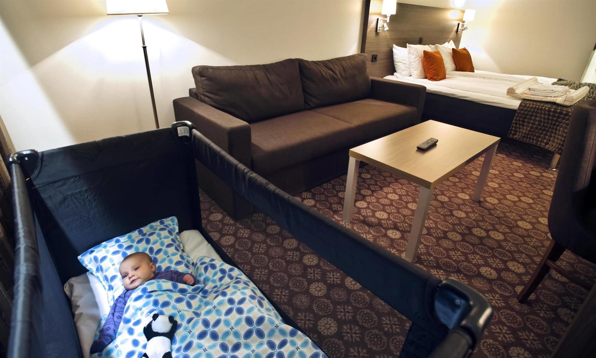 Thon Partner Hotel Baronen โอเลซุนด์ ภายนอก รูปภาพ